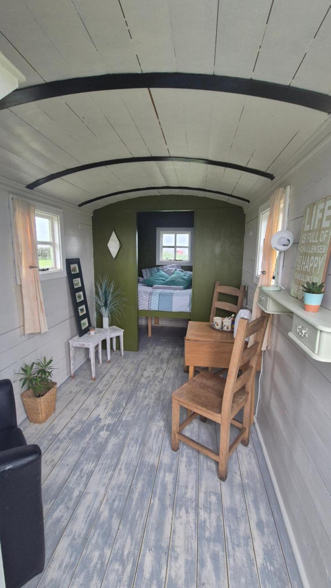 Coast Path Camping Saint Ishmaels  Exterior foto